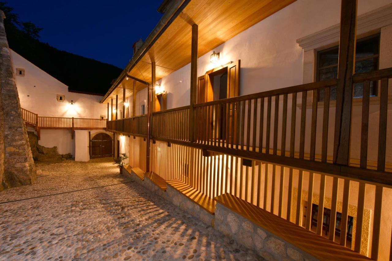Rooms & Apartments Podsreda Castle 외부 사진